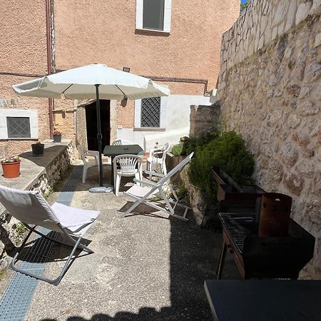 Da Sciuri Case Vacanza Barisciano Extérieur photo