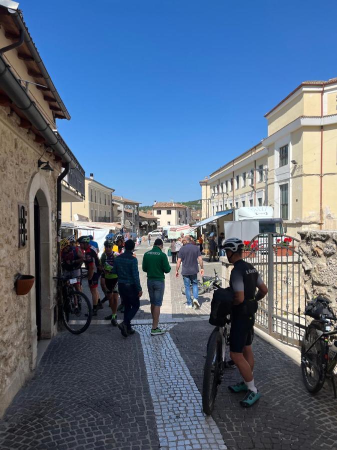 Da Sciuri Case Vacanza Barisciano Extérieur photo
